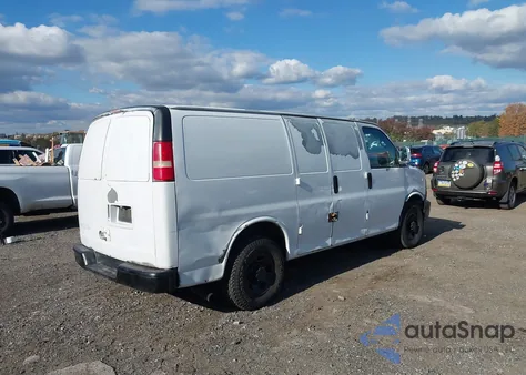 2007 Chevrolet Express Work Van из США, поврежденный, VIN 1GCGG25V871151957